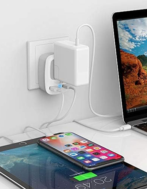 Load image into Gallery viewer, UK Ireland Hong Kong Power Adapter, International Travel Plug with 2 USB, Type G Converter Outlet Adaptor Charger for USA to British England Scotland Irish Qatar London
