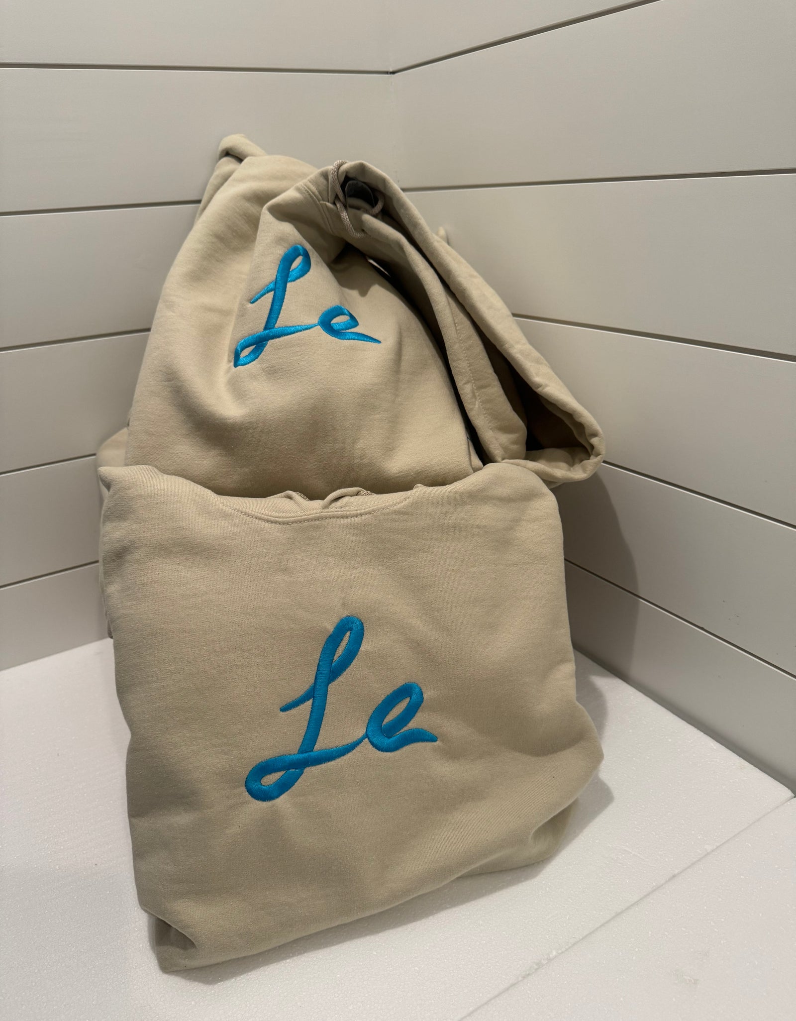 LE